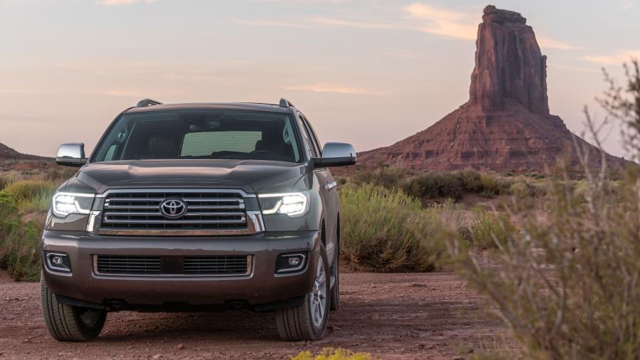  Toyota Sequoia Platinum 2017 года  (фото 23 из 30)
